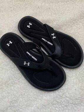 Under Armour Marbella Vii Graphic flip-flop 4D foam sandals 4Y/W5.5